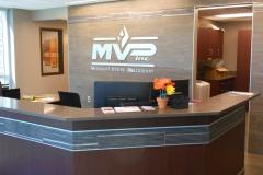 Farstad Oil Company - Mandan front desk